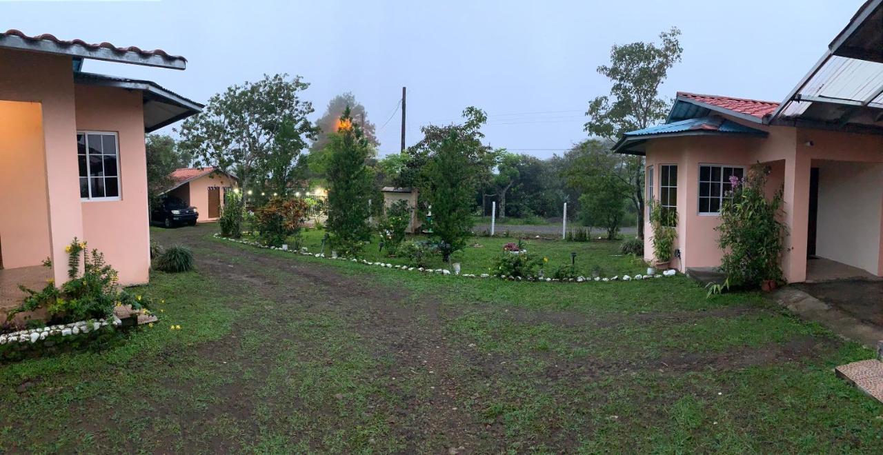 Linda Vista Cabins Бокете Екстер'єр фото